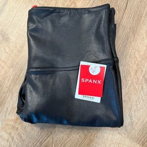 NWT SPANX FAUX LEATHER LEGGINGS